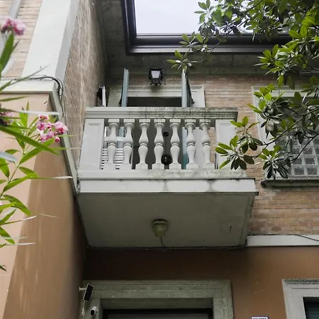 R&b La Alojamento de Acomodação e Pequeno-almoço Bolonha