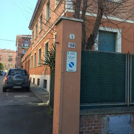 R&b La Oda ve Kahvaltı *